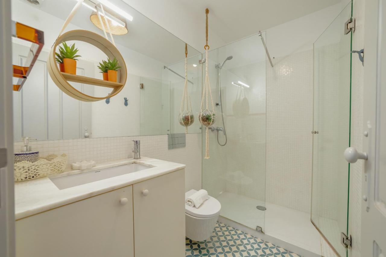 Downtown Modern Studio With Terrace By Vacationy Porto Exteriér fotografie